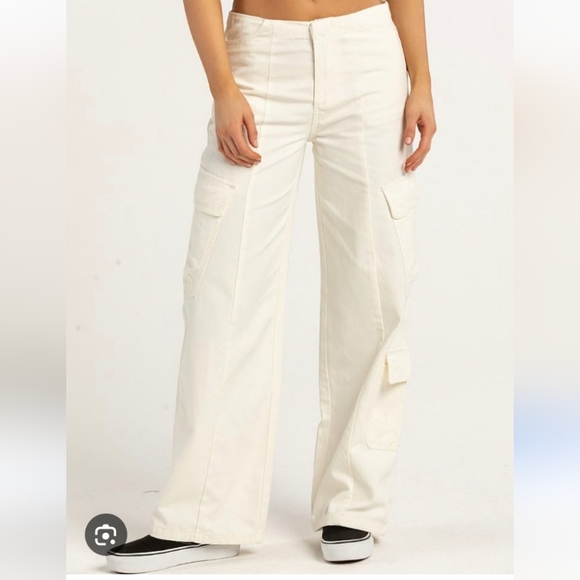 Tillys Full Tilt Low-rise Invisible Waste Cargo Pant - Picture 1 of 12